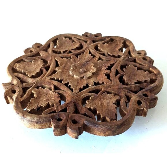 Vintage Rosewood Trivet Stand W. Ball Feet Ornate Carved Flowers And Leaves 7 In - Picture 1 of 6